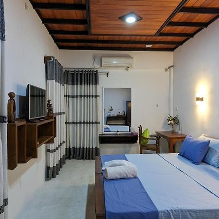 Jennifer'S Villa Negombo Esterno foto