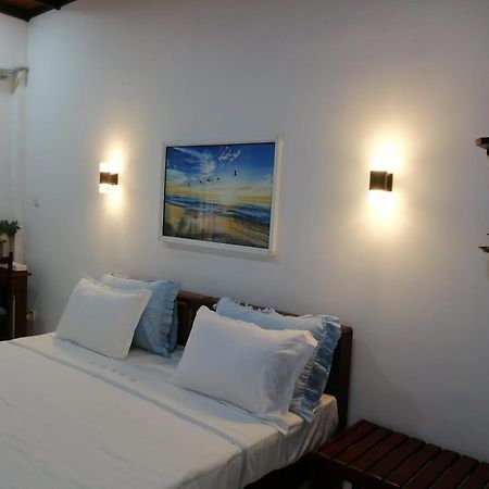 Jennifer'S Villa Negombo Esterno foto