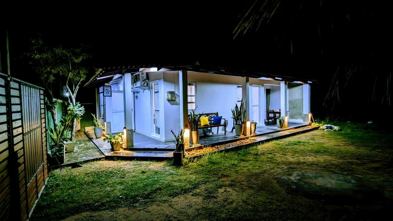 Jennifer'S Villa Negombo Esterno foto