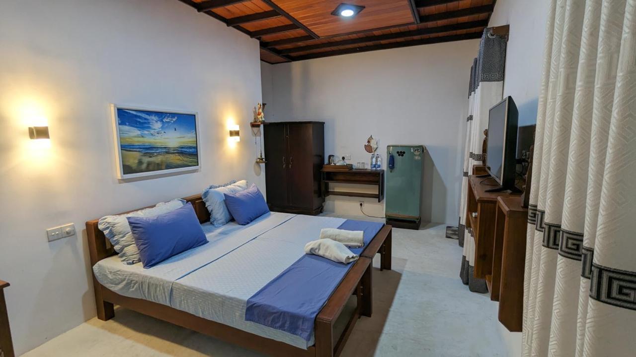 Jennifer'S Villa Negombo Esterno foto